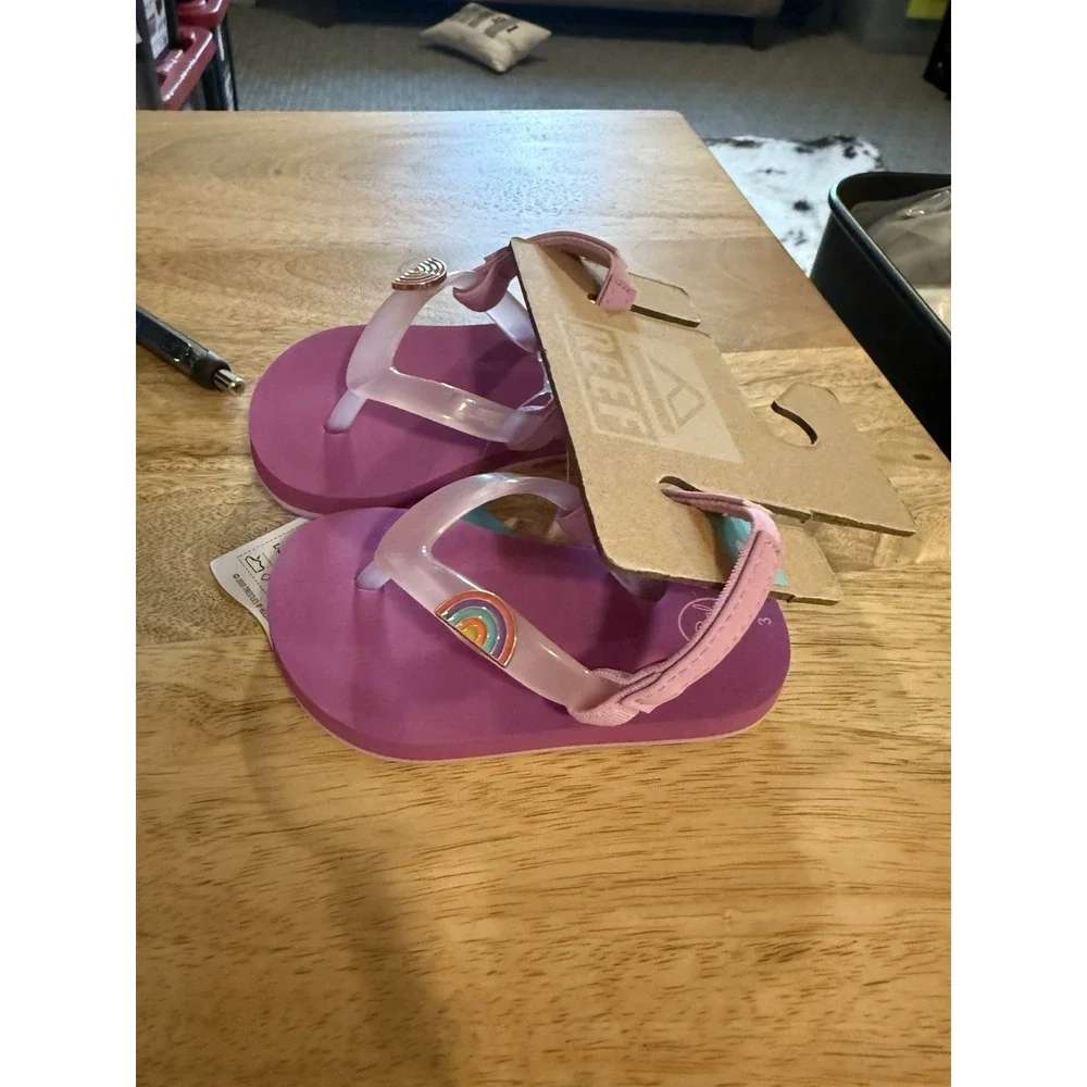Reef Girls Little Charming Sandal, Taffy, Size‎ 3 Little Kid, New